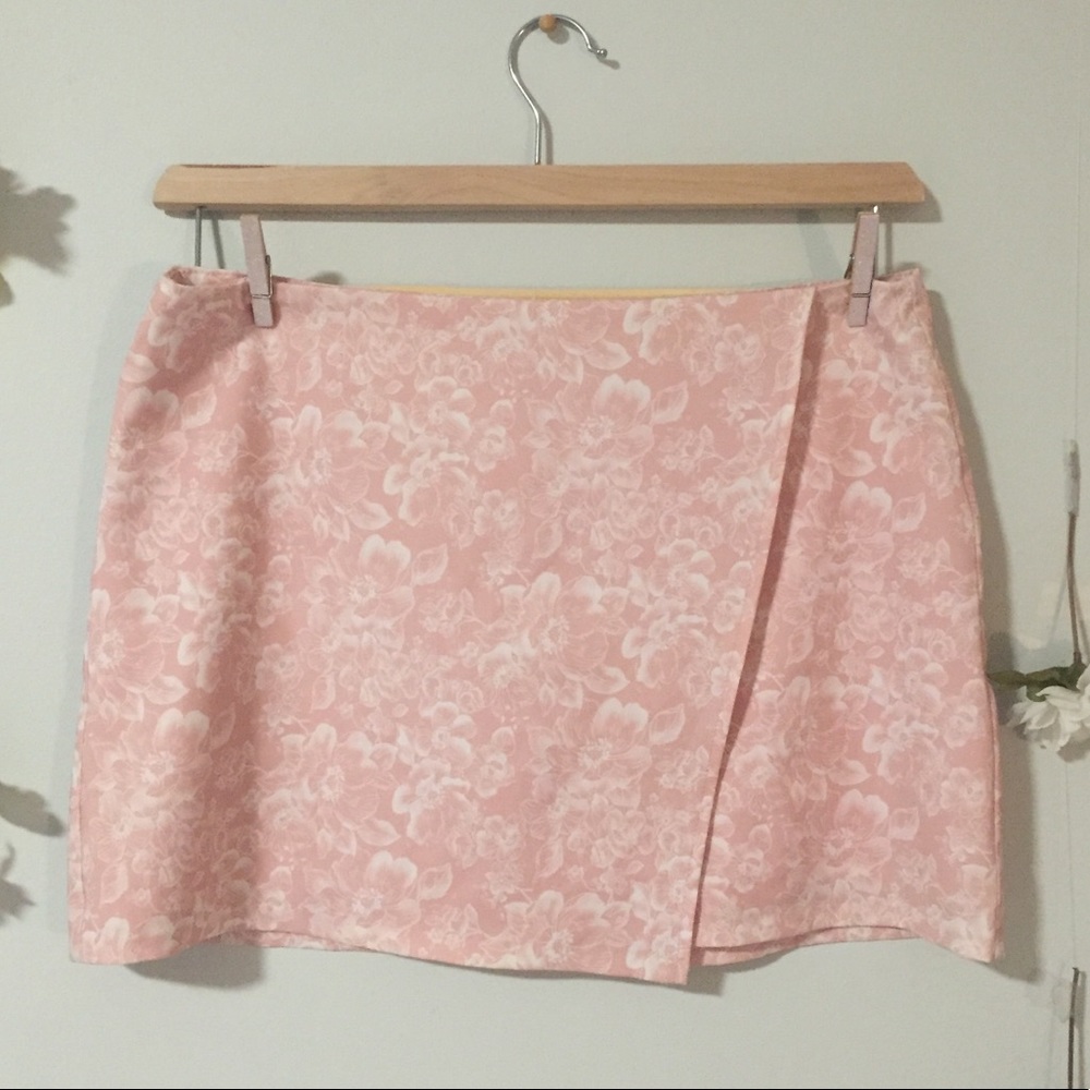 Pink Floral Origami Mini Skirt 🌸